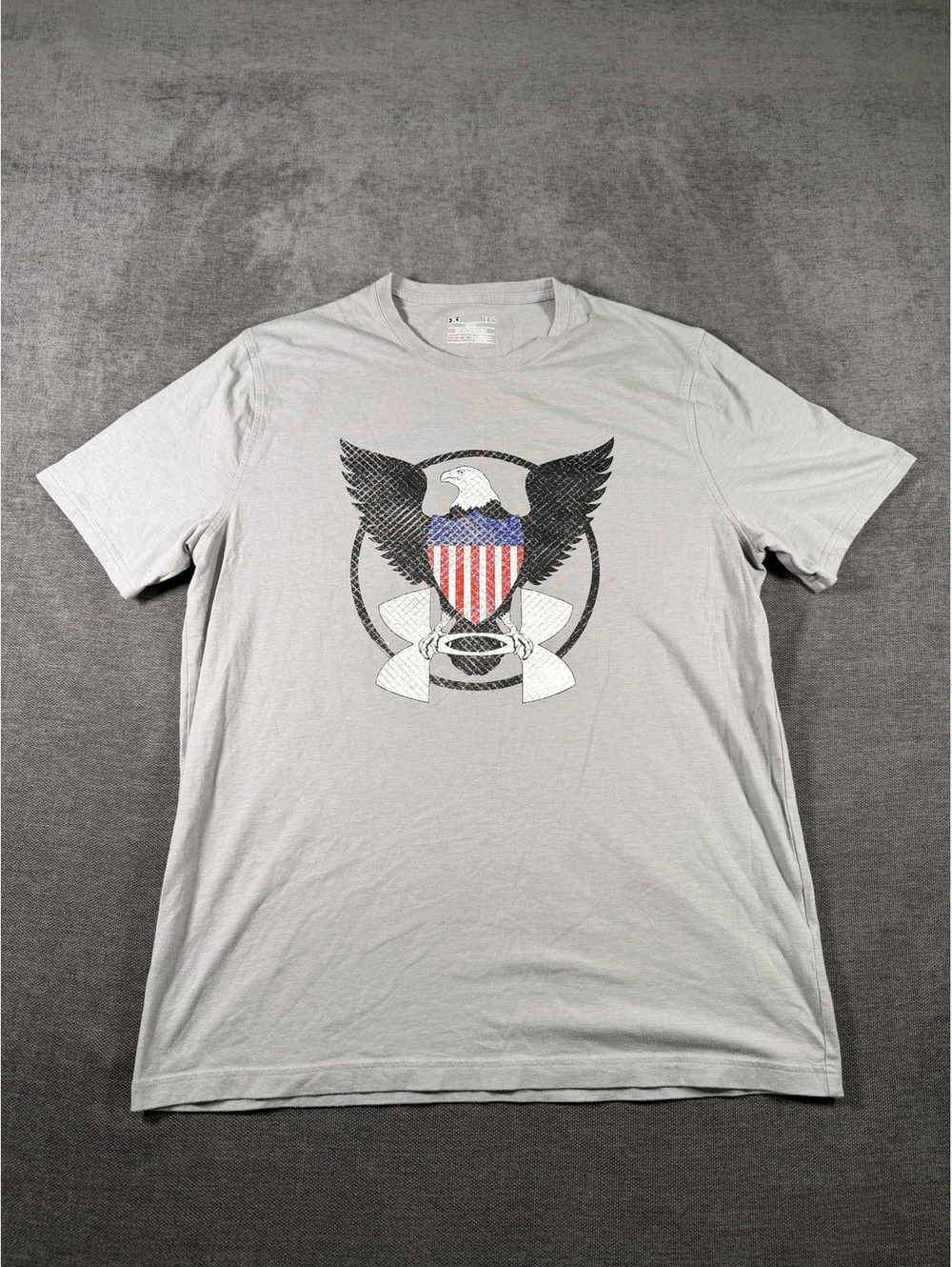 Under Armour Loose Fit HeatGear T-Shirt with Eagle Shield Graphic, Size Large